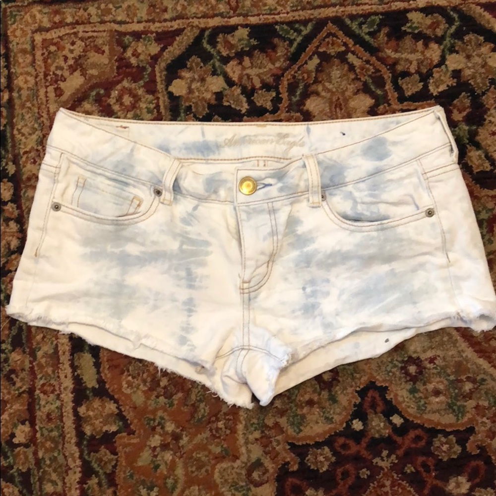Acid wash American Eagle denim shorts